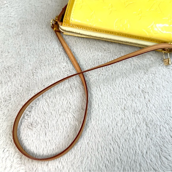 Louis Vuitton Mott Bag - Picture 6 of 16